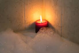 Handcrafted candle with a relaxing bath at Owl Creek Candles